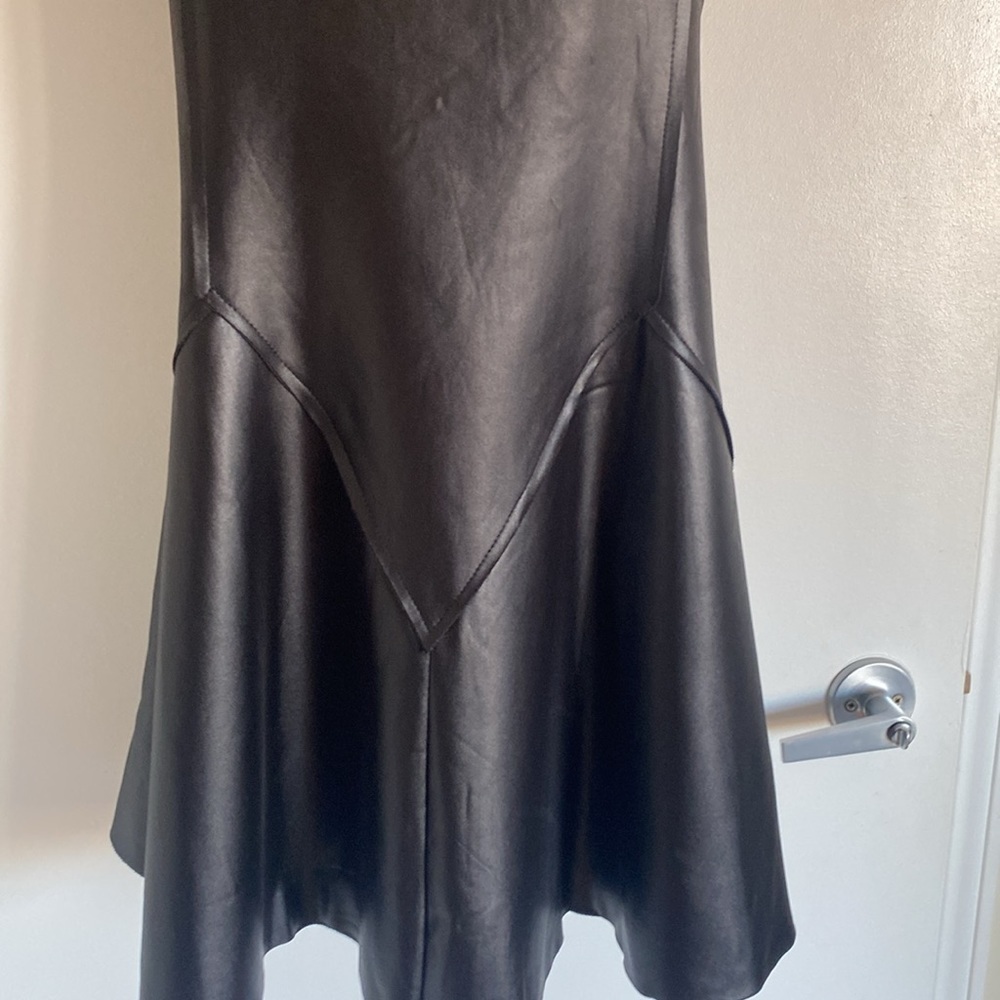 SOPHYLINE&CO Paris Faux Leather short sleeved Skater new Black Dress size small - Picture 6 of 17